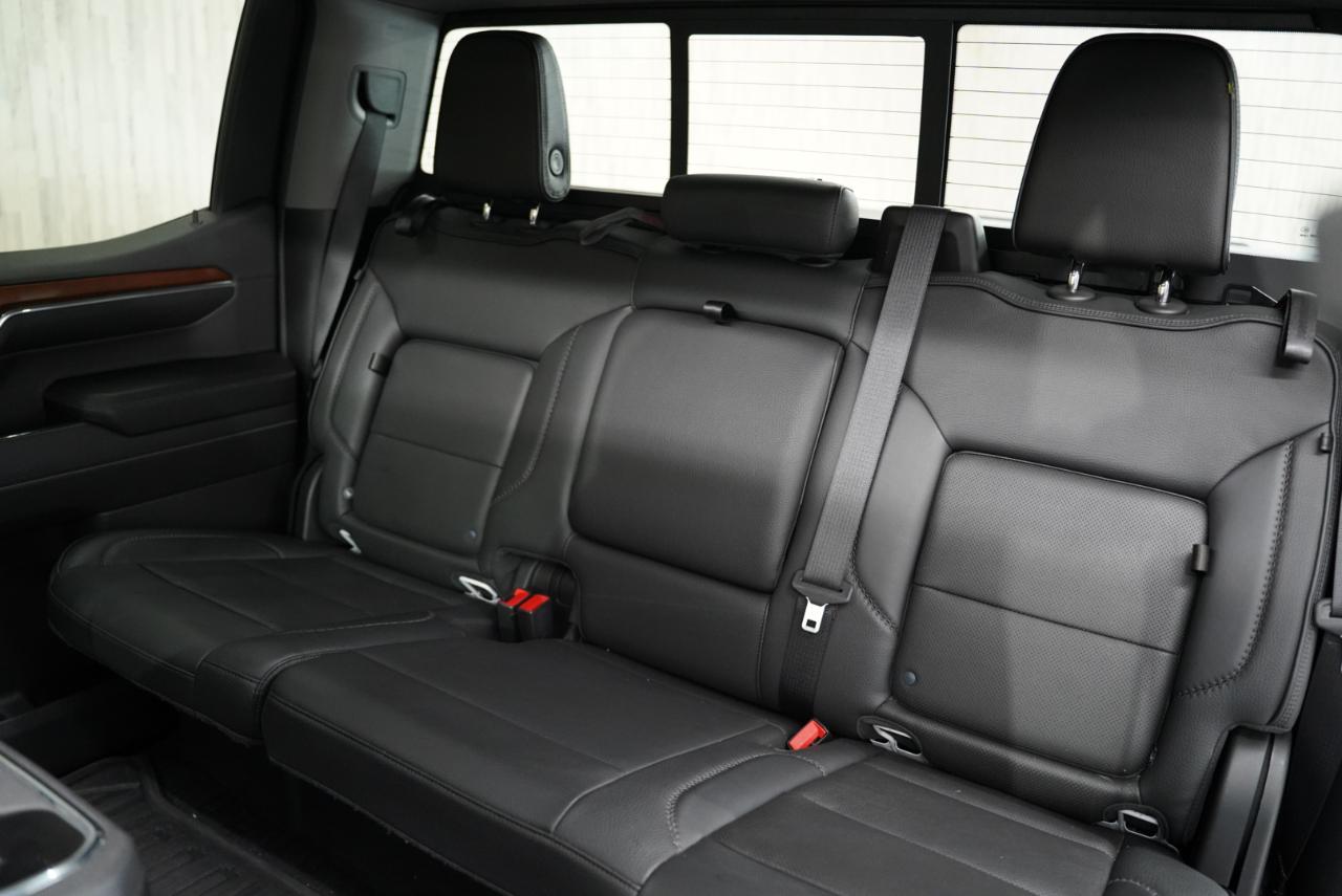 GMC Sierra 1500 4WD Crew Cab 147" Denali 2023