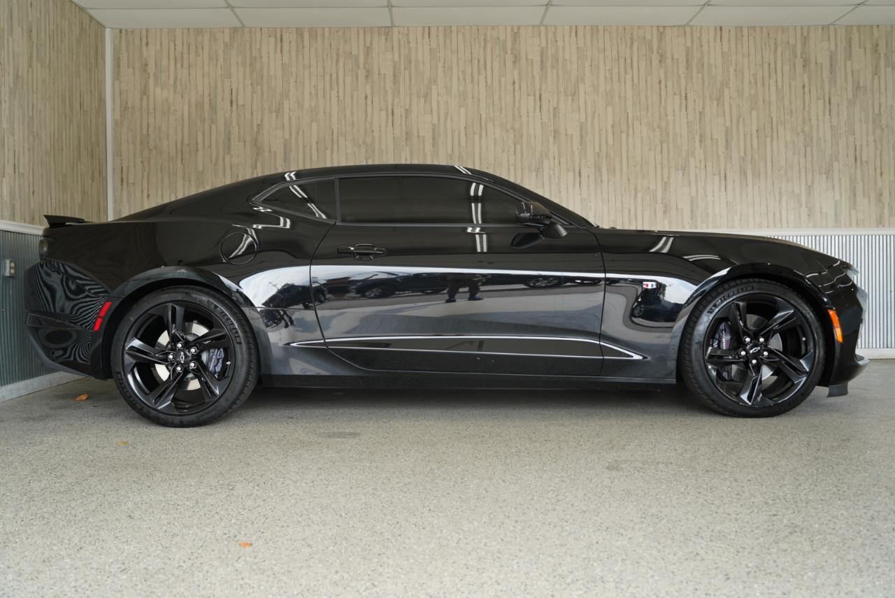 Chevrolet Camaro 2dr Cpe 1SS 2022