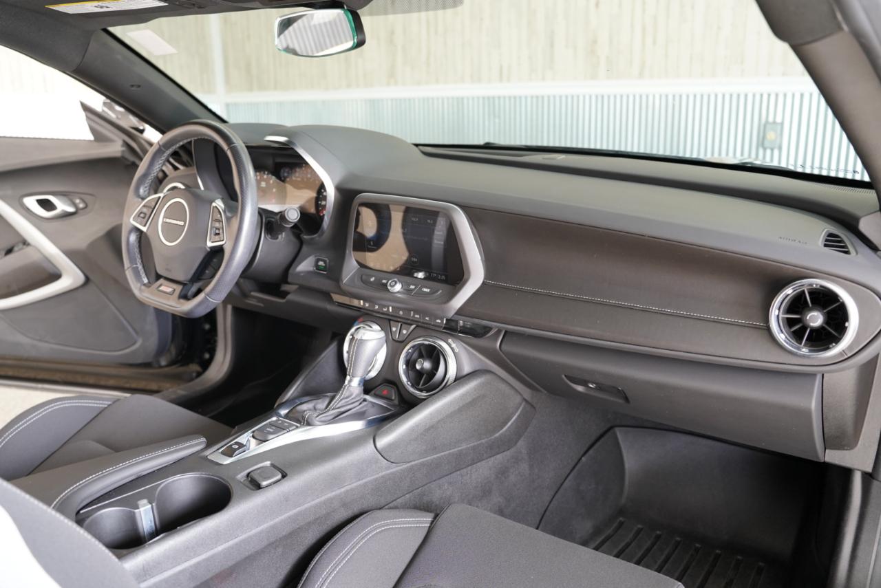 Chevrolet Camaro 2dr Cpe 1SS 2022