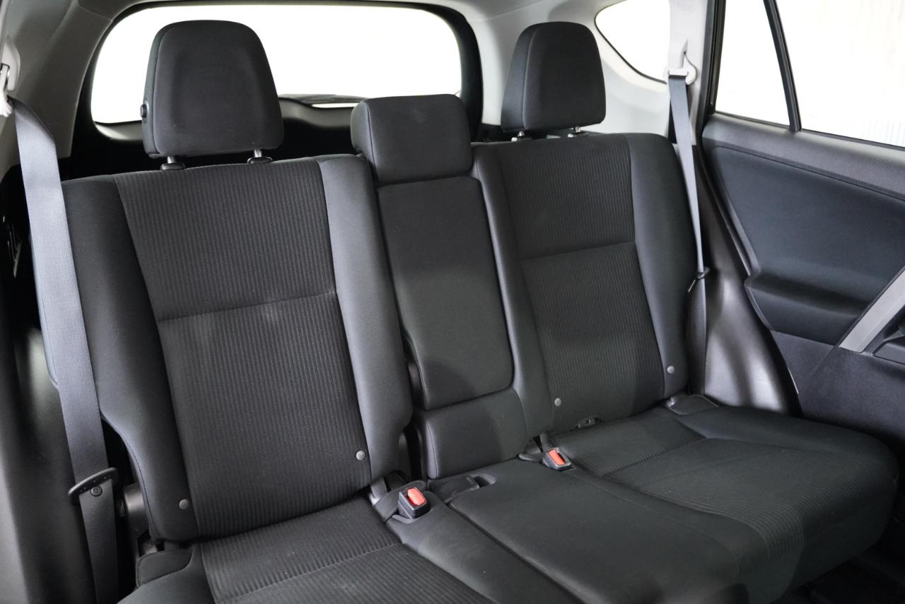 Toyota RAV4 AWD 4dr LE (Natl) 2016