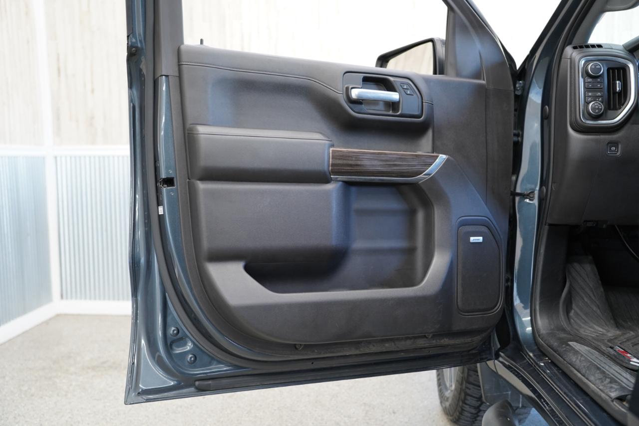 Chevrolet Silverado 1500 4WD Crew Cab 147" RST 2021
