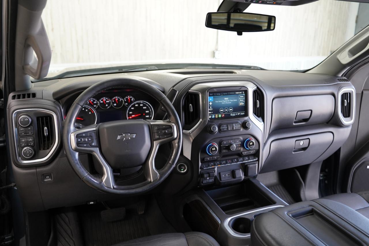 Chevrolet Silverado 1500 4WD Crew Cab 147" RST 2021