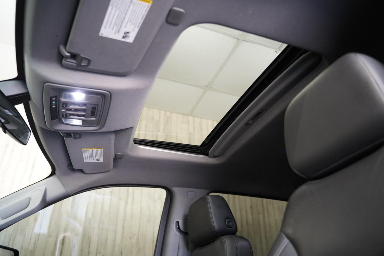 Chevrolet Silverado 1500 4WD Crew Cab 147" RST 2021