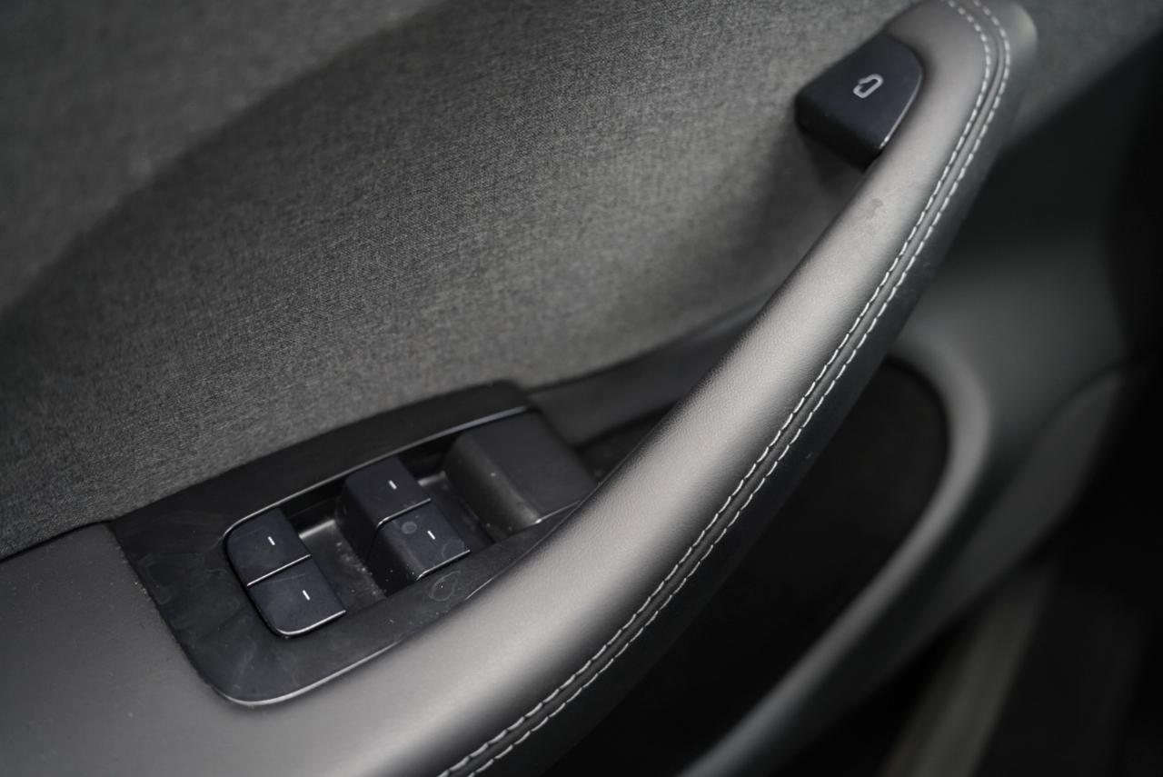 Tesla Model 3 Long Range RWD 2025