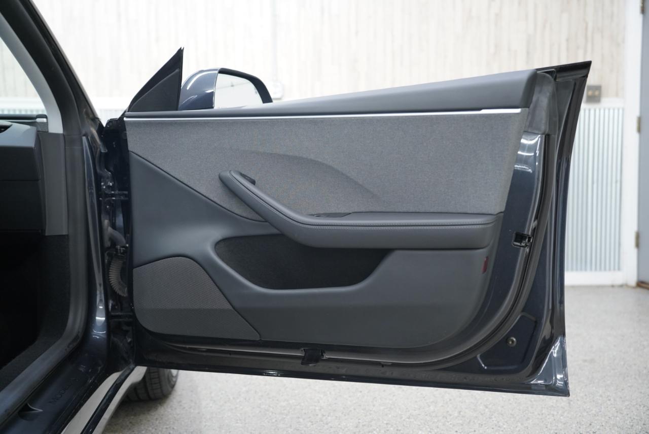 Tesla Model 3 Long Range RWD 2025