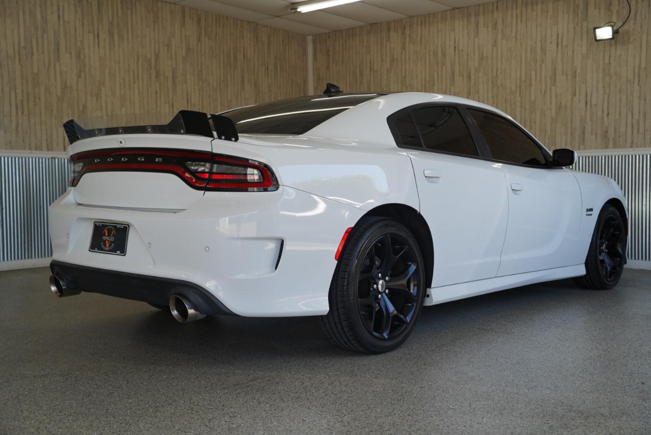 Dodge Charger photo 10