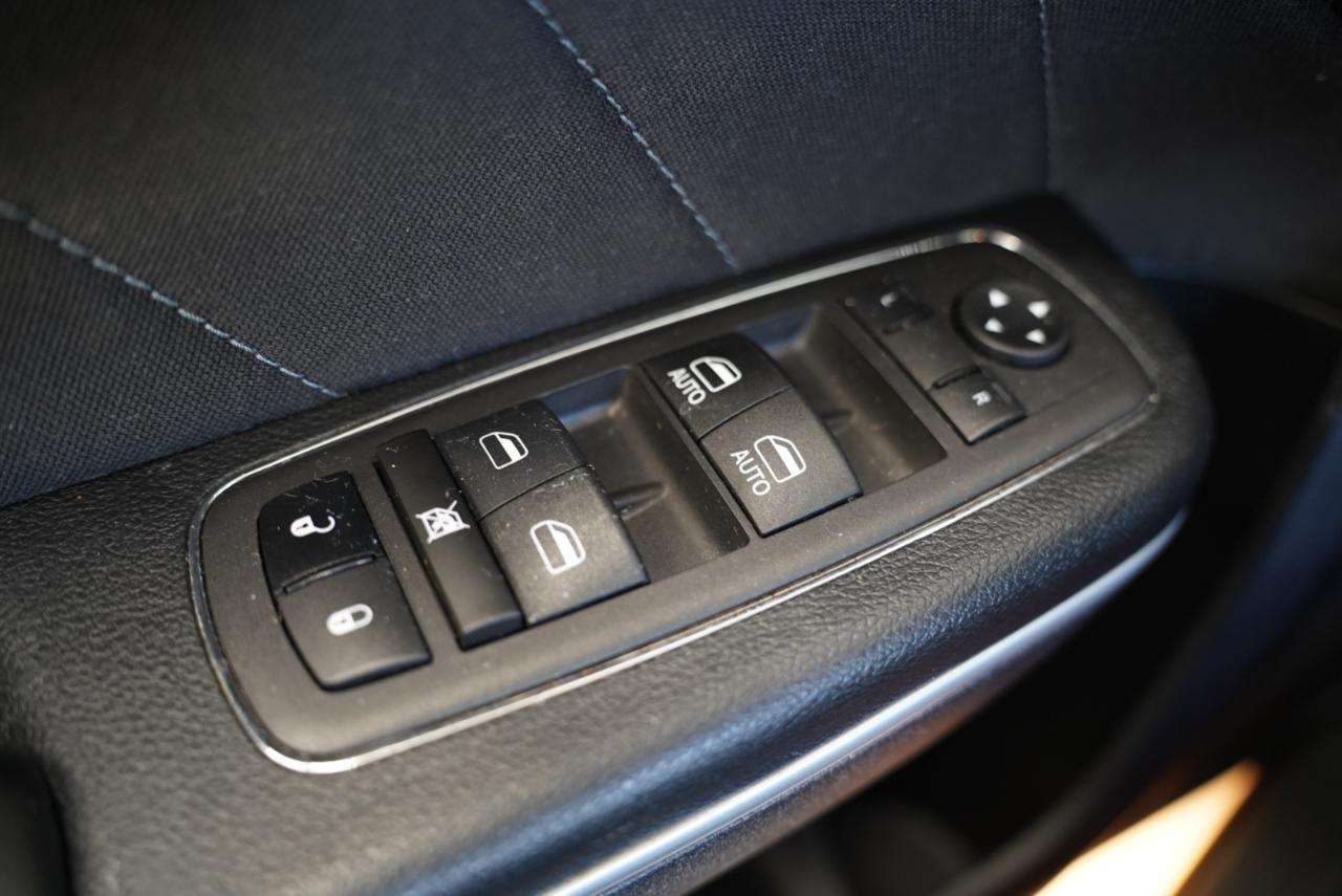 Dodge Charger photo 25