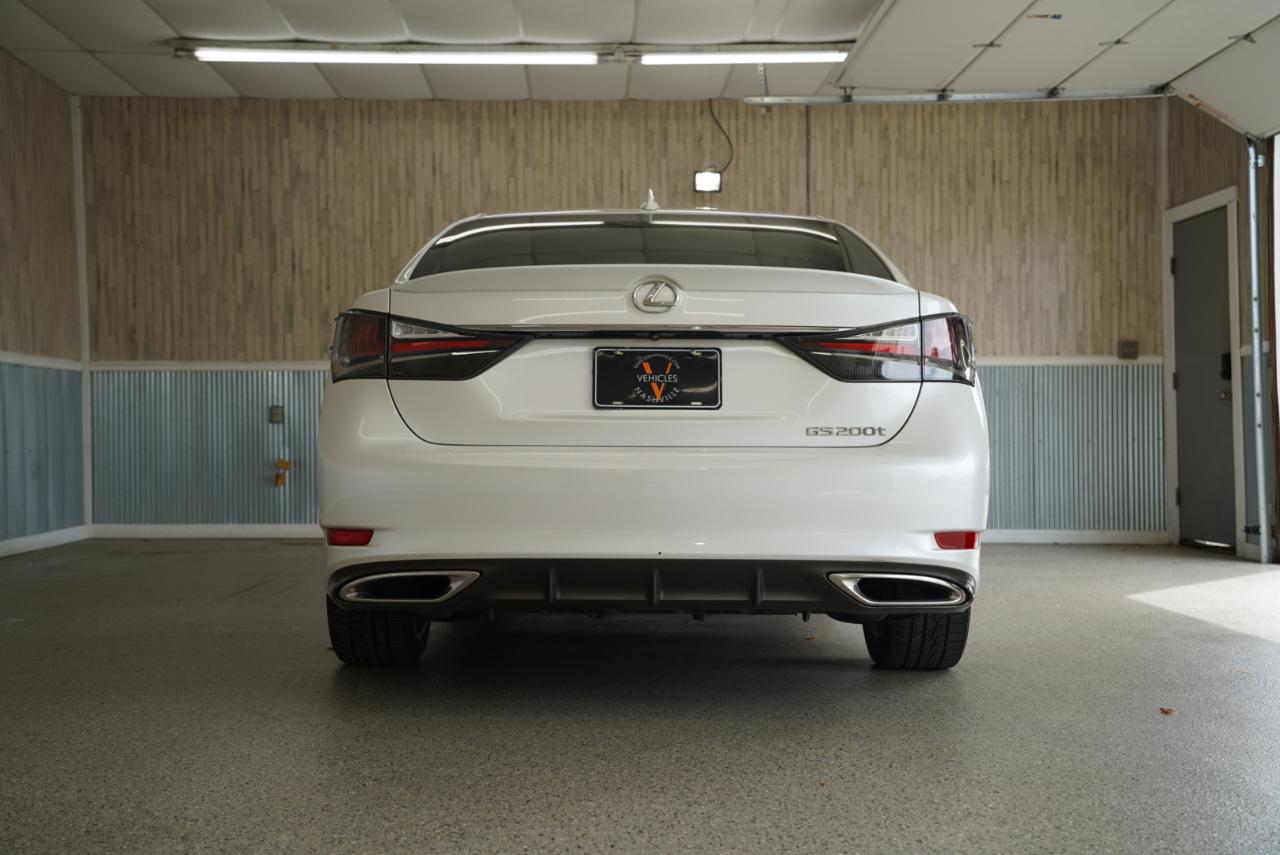 Lexus GS 200T 4dr Sdn RWD 2016