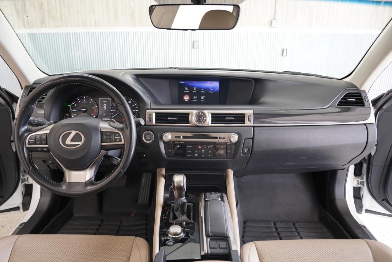 Lexus GS 200T 4dr Sdn RWD 2016