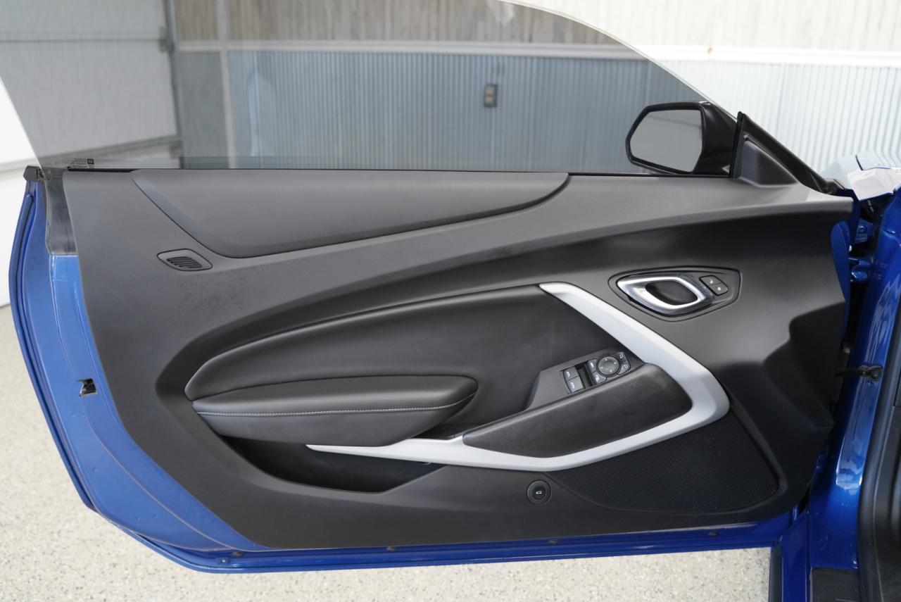 Chevrolet Camaro 2dr Conv LT1 2021