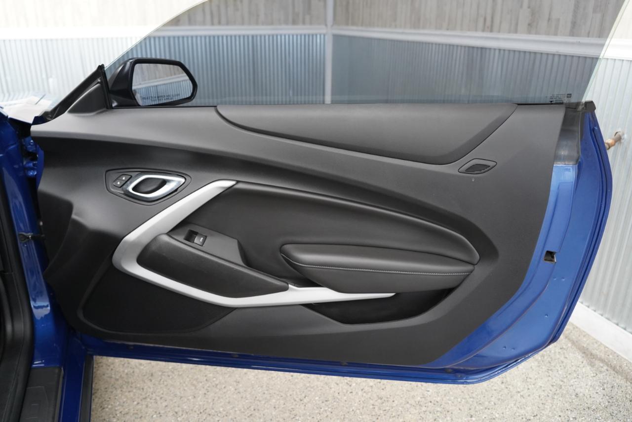 Chevrolet Camaro 2dr Conv LT1 2021