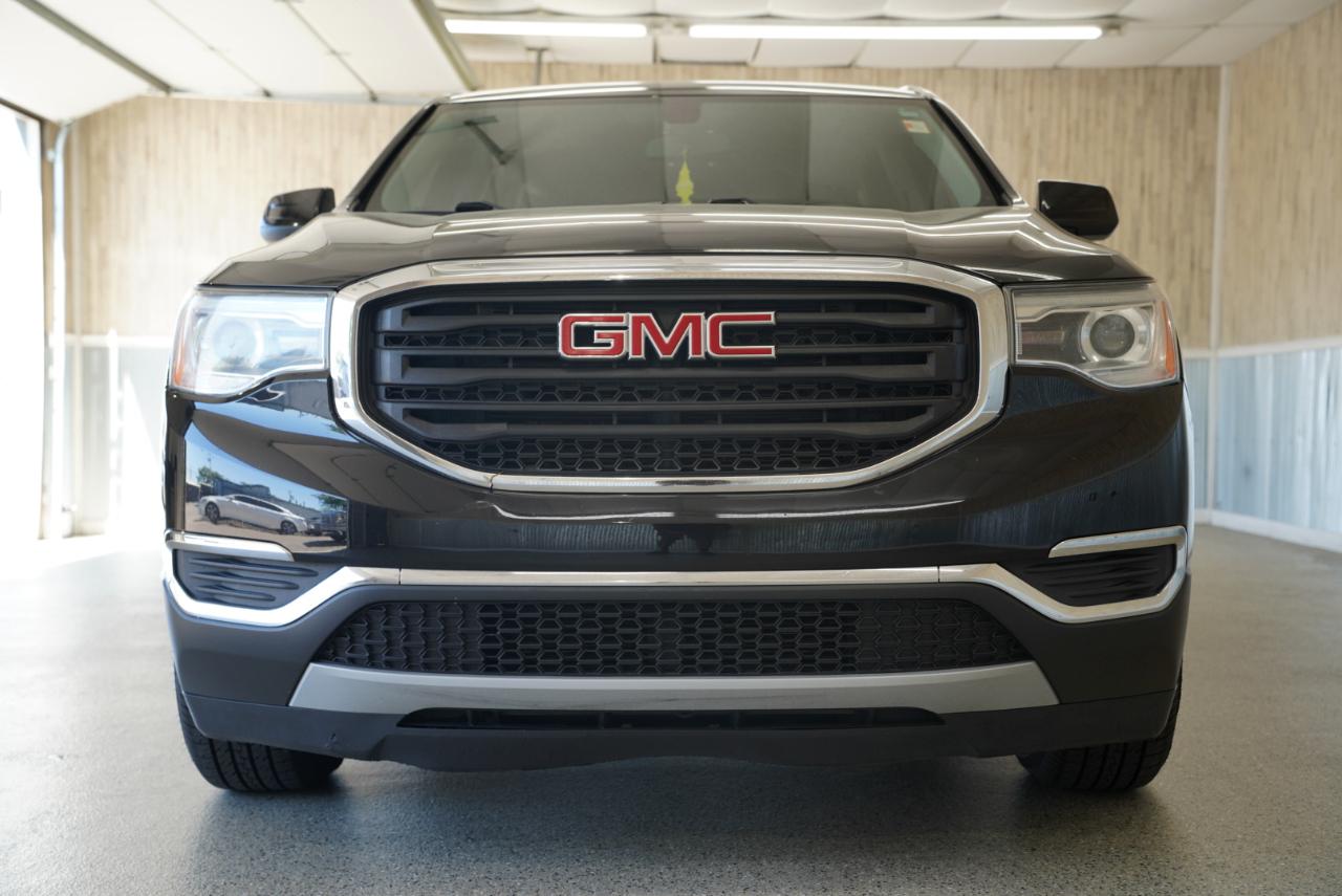 GMC Acadia FWD 4dr SLE w/SLE-1 2017