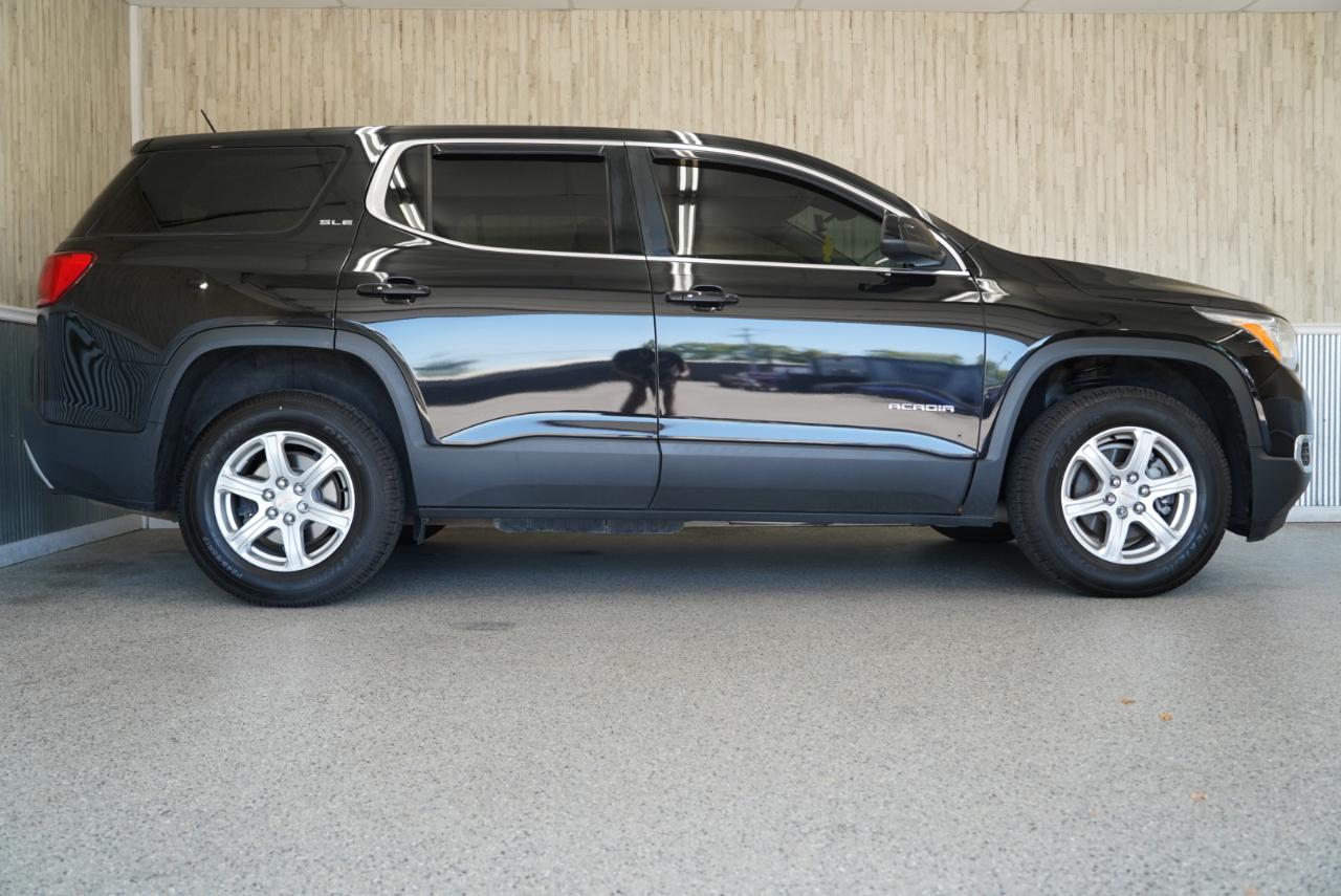GMC Acadia FWD 4dr SLE w/SLE-1 2017