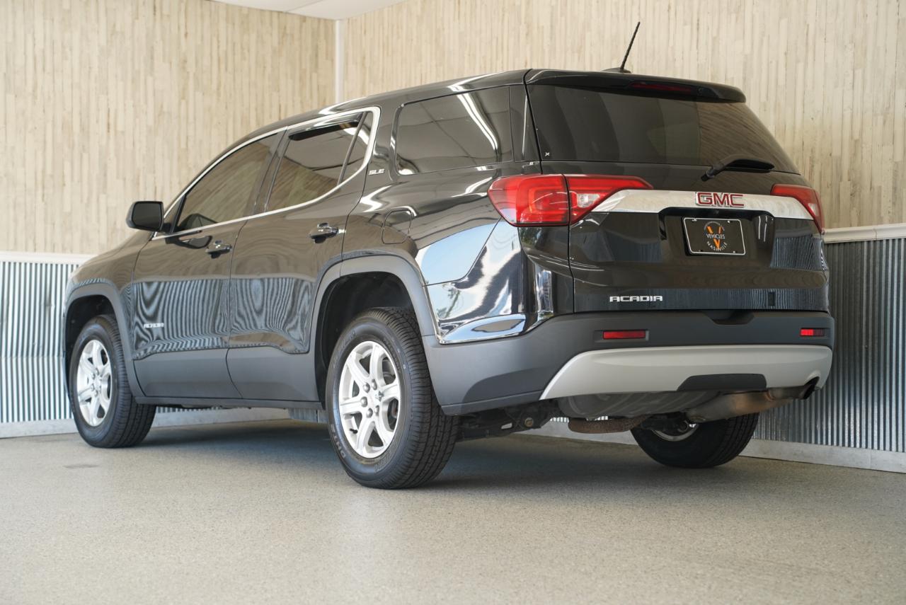 GMC Acadia FWD 4dr SLE w/SLE-1 2017