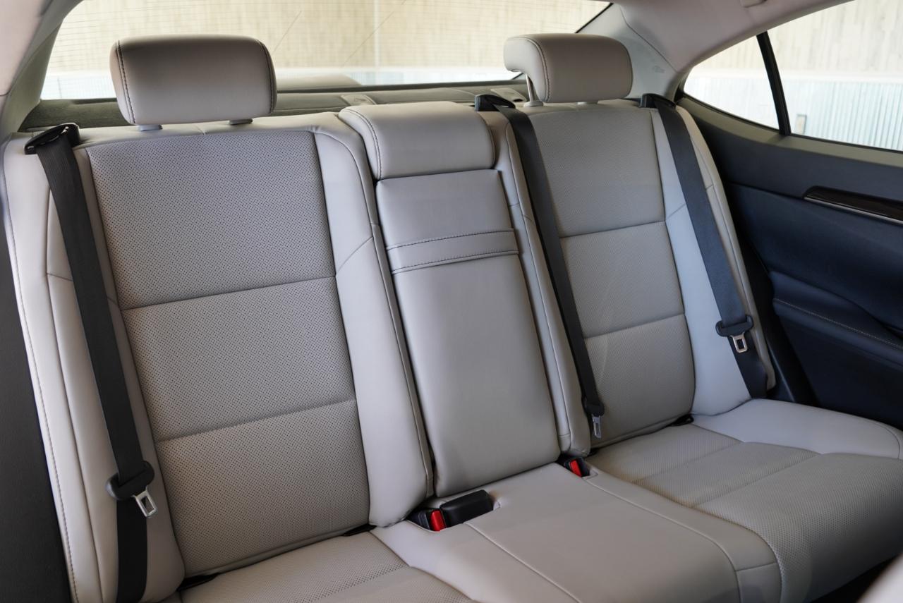 Lexus ES ES 350 FWD 2018