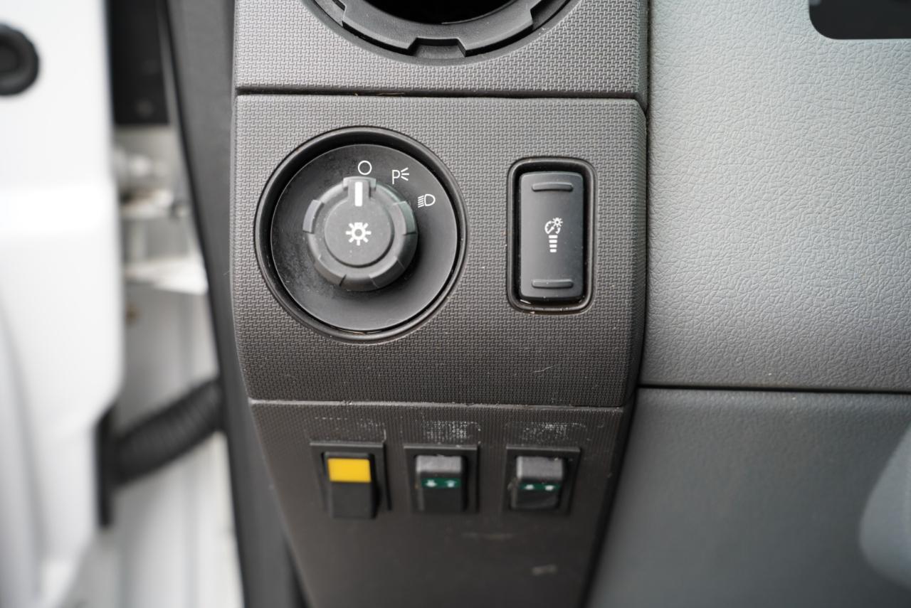 Ford Super Duty F-350 SRW  2014