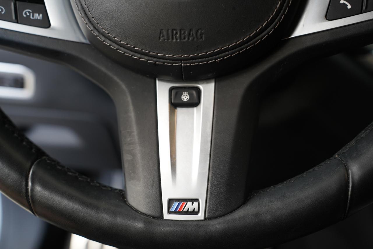 BMW X7 M50i Sports Activity Vehicle 2021