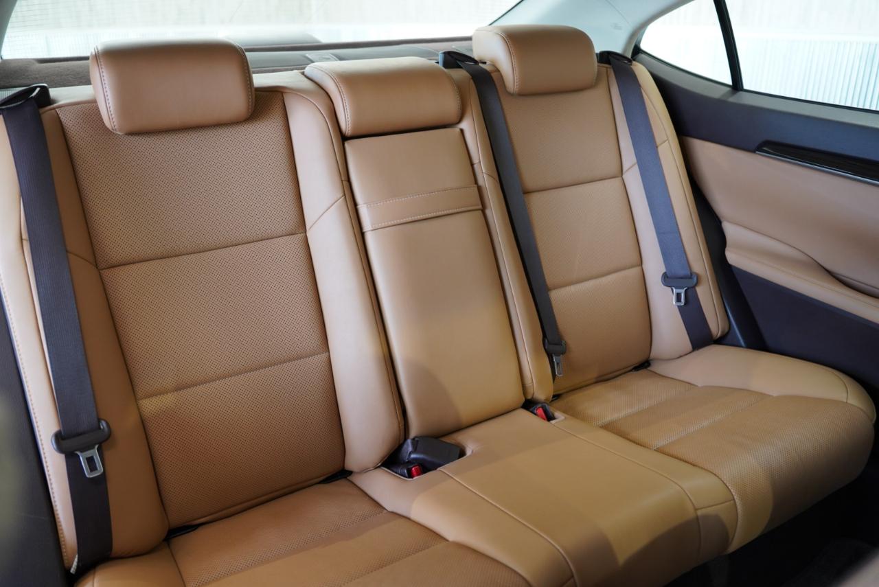 Lexus ES ES 350 FWD 2018