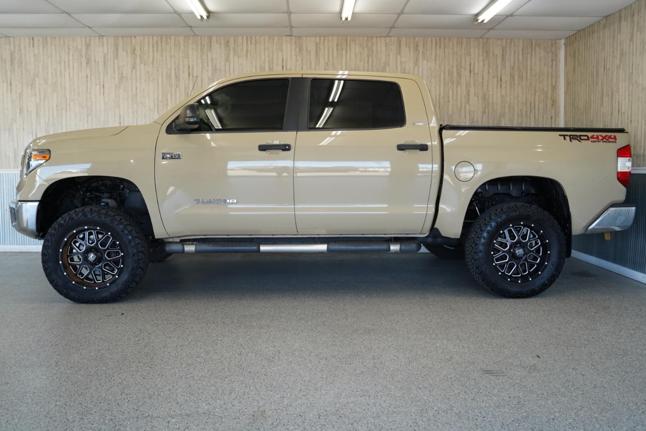 Toyota Tundra 4WD  2018