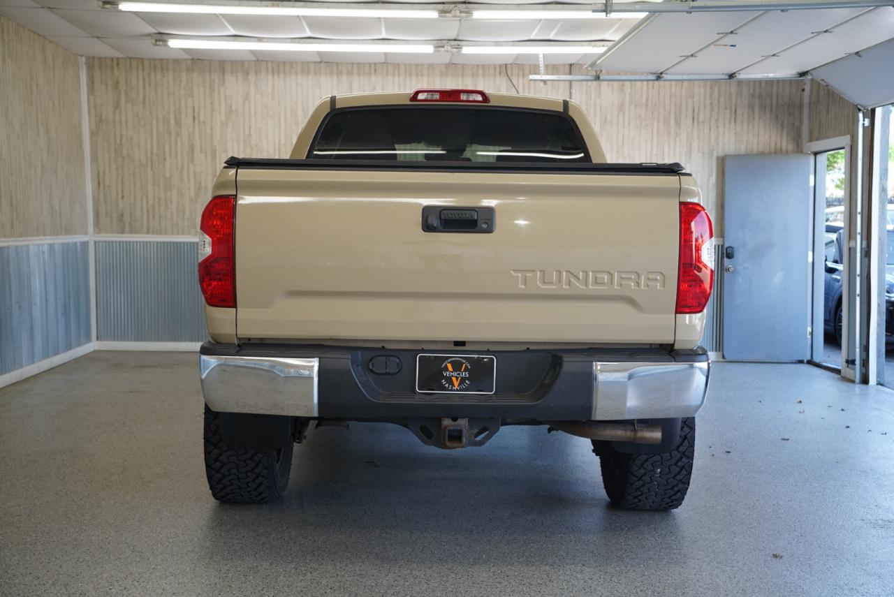 Toyota Tundra 4WD  2018