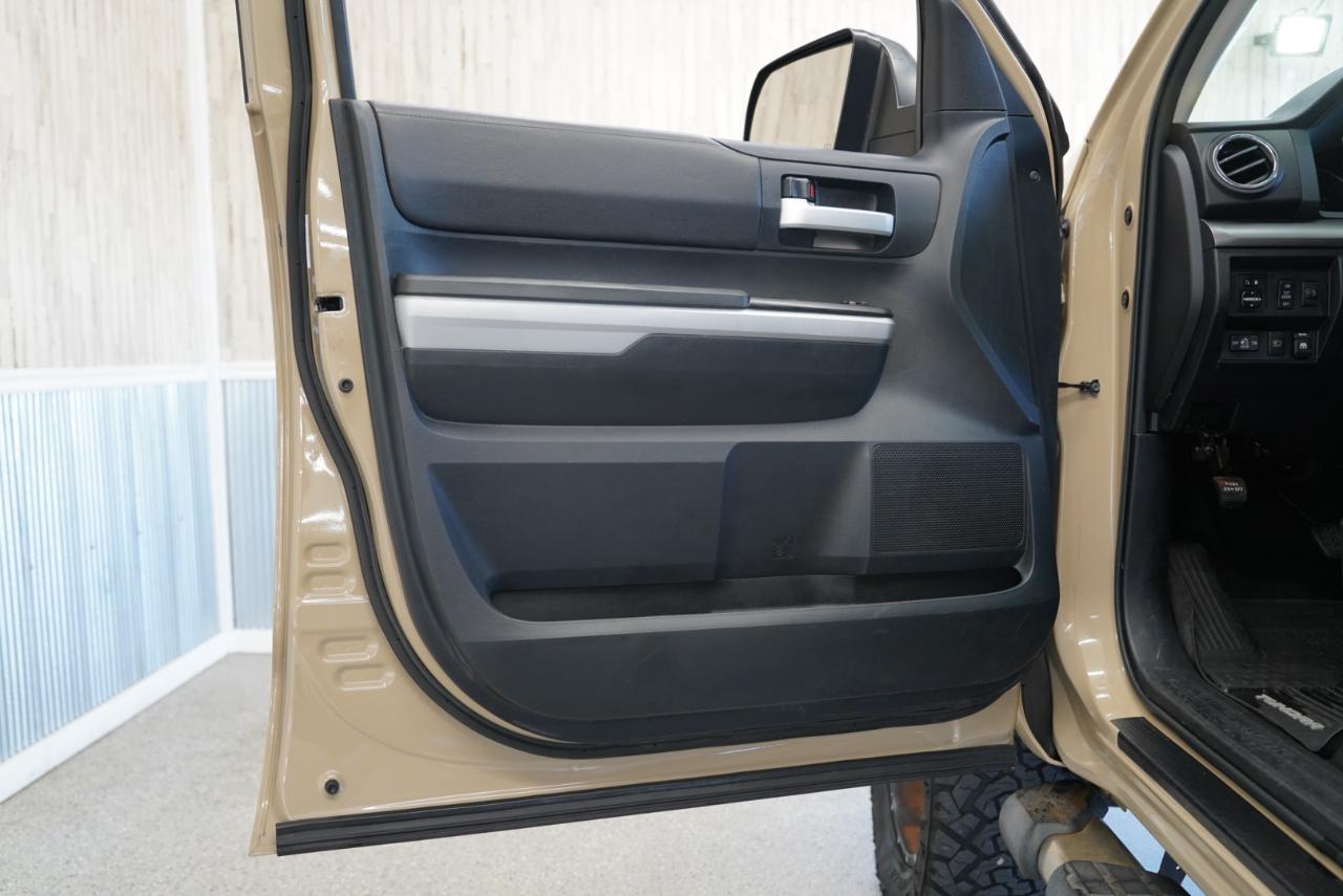 Toyota Tundra 4WD  2018
