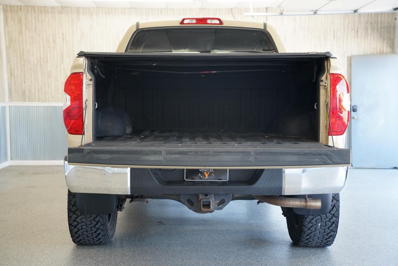 Toyota Tundra 4WD  2018