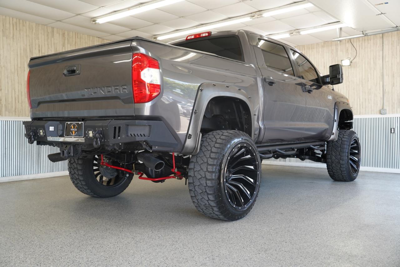 Toyota Tundra 4WD  2018