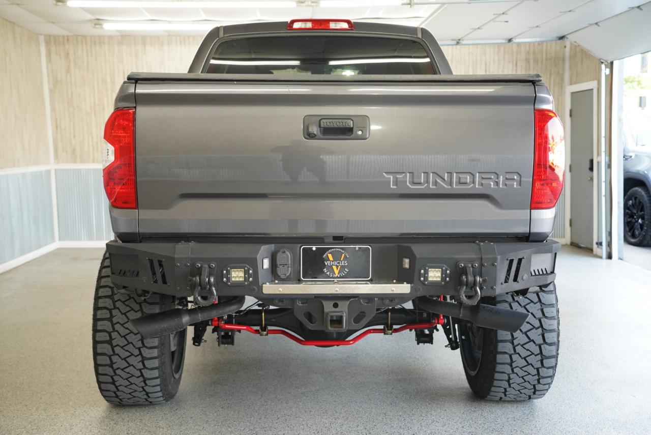 Toyota Tundra 4WD  2018