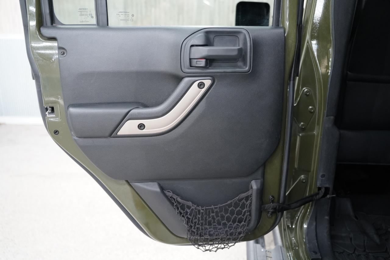 Jeep Wrangler Unlimited 4WD 4dr 75th Anniversary 2016