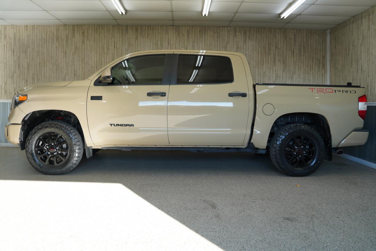 Toyota Tundra 4WD Truck  2016