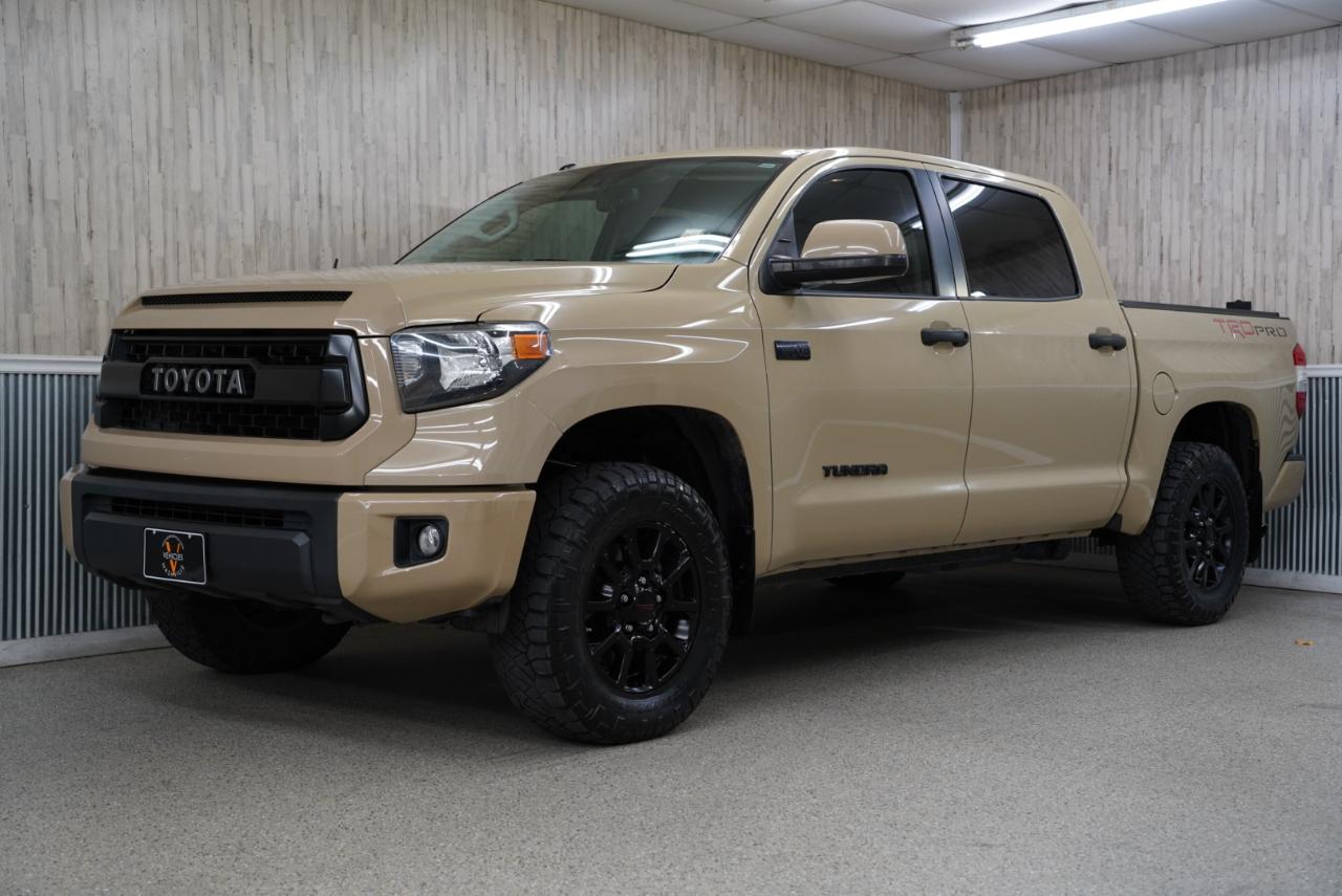 Toyota Tundra 4WD Truck  2016