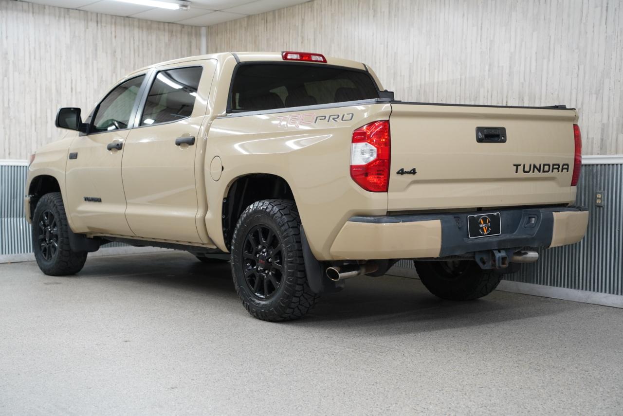 Toyota Tundra 4WD Truck  2016