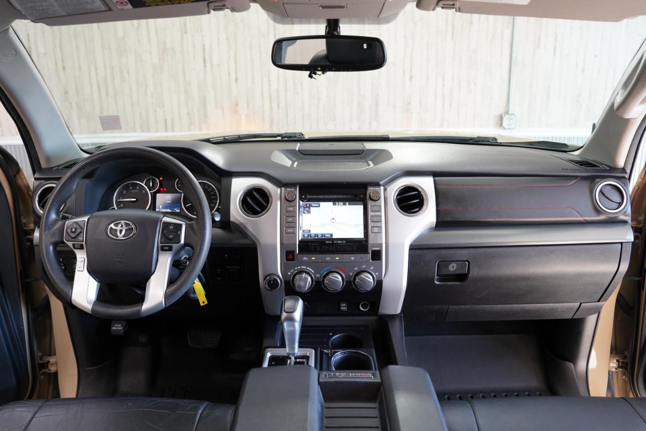 Toyota Tundra 4WD Truck  2016
