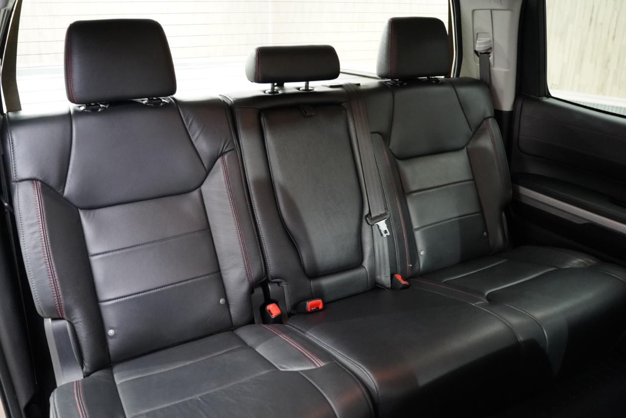 Toyota Tundra 4WD Truck  2016