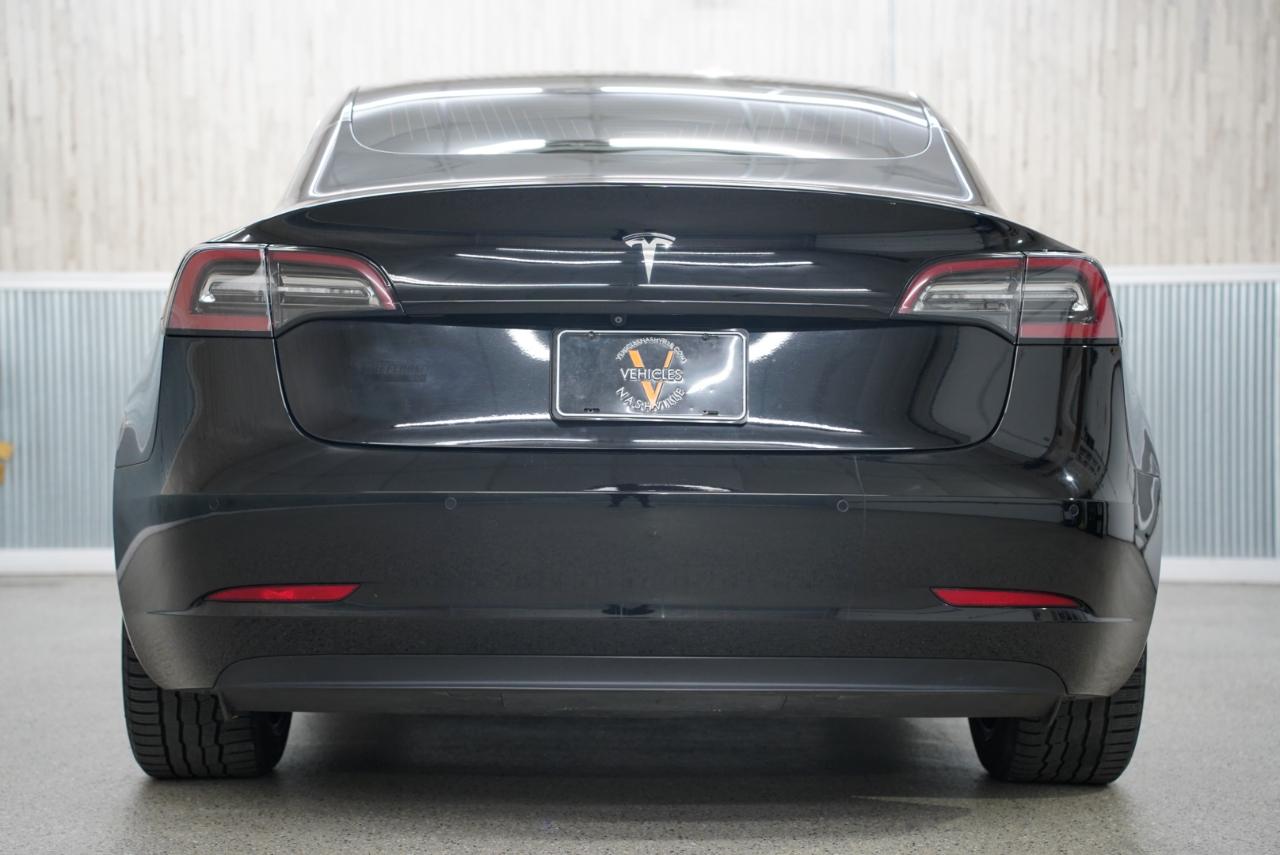 Tesla Model 3 Standard Range RWD 2020