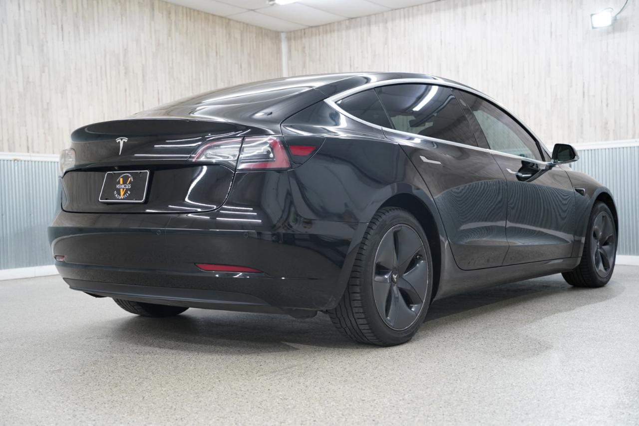 Tesla Model 3 Standard Range RWD 2020