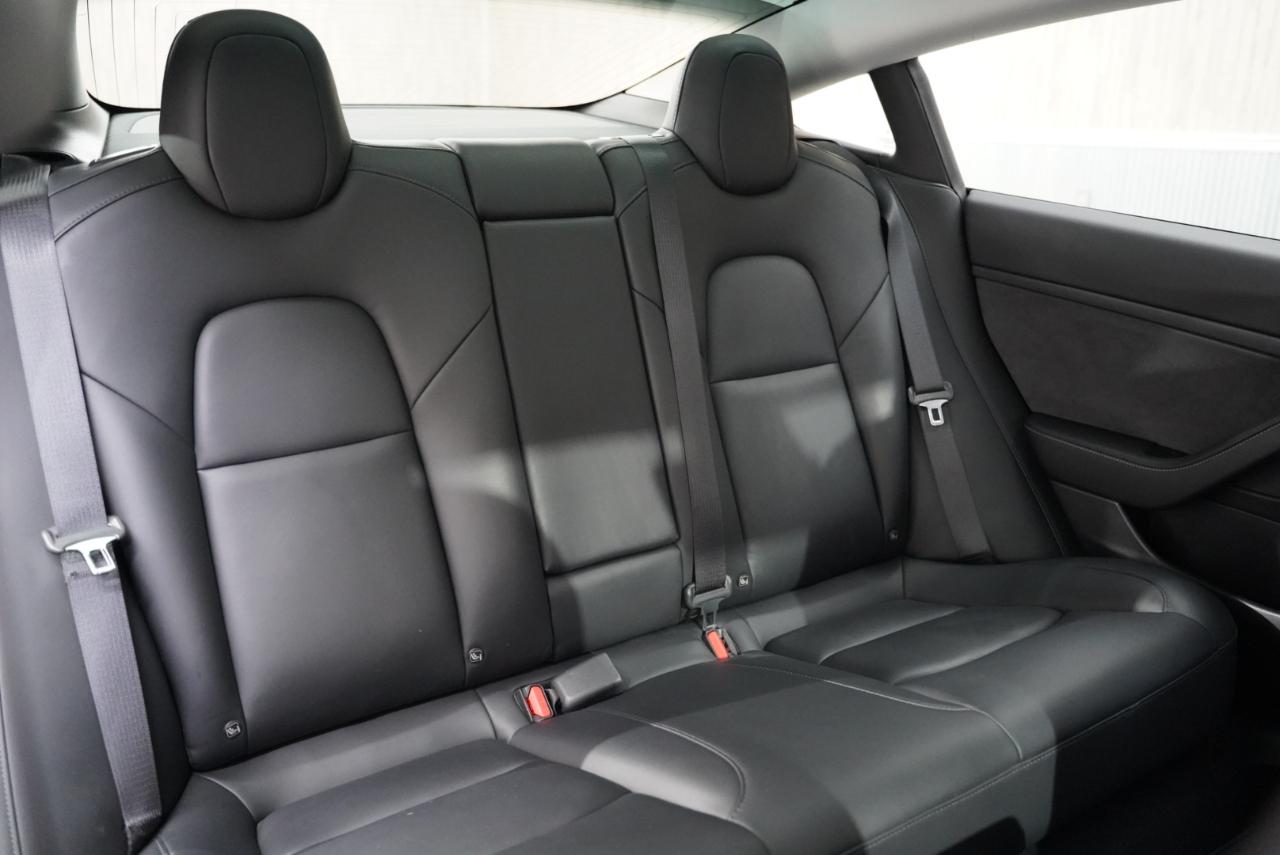 Tesla Model 3 Standard Range RWD 2020