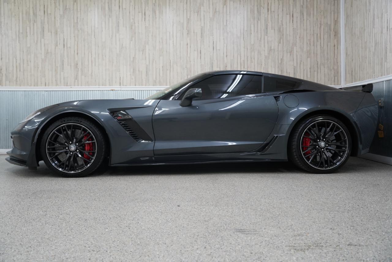 Chevrolet Corvette 2dr Z06 Cpe w/2LZ 2017