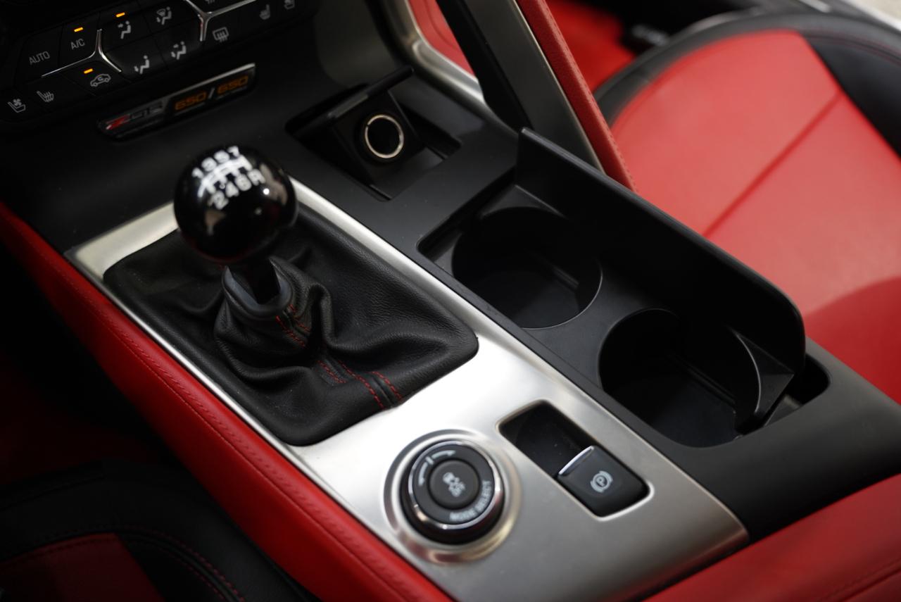 Chevrolet Corvette 2dr Z06 Cpe w/2LZ 2017