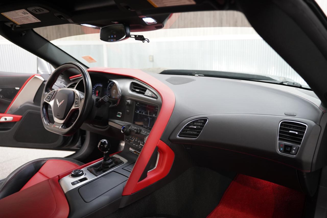 Chevrolet Corvette 2dr Z06 Cpe w/2LZ 2017
