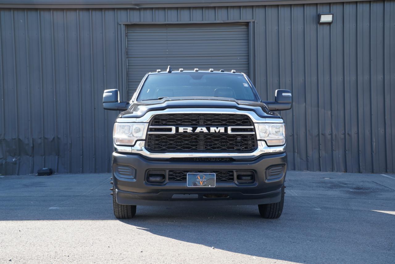 RAM 3500 Chassis Cab Tradesman 4WD Crew Cab 60" CA 172.4" WB 2023