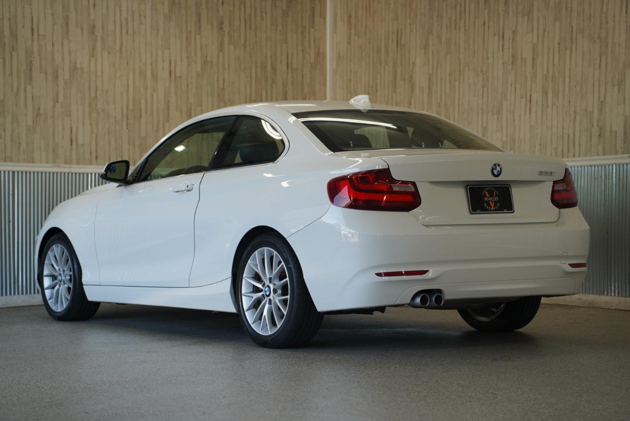 BMW 2 Series photo 7