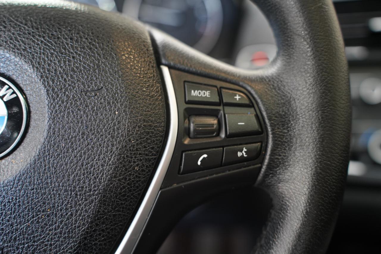 BMW 2 Series photo 16