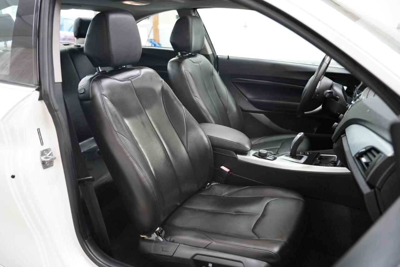 BMW 2 Series photo 30
