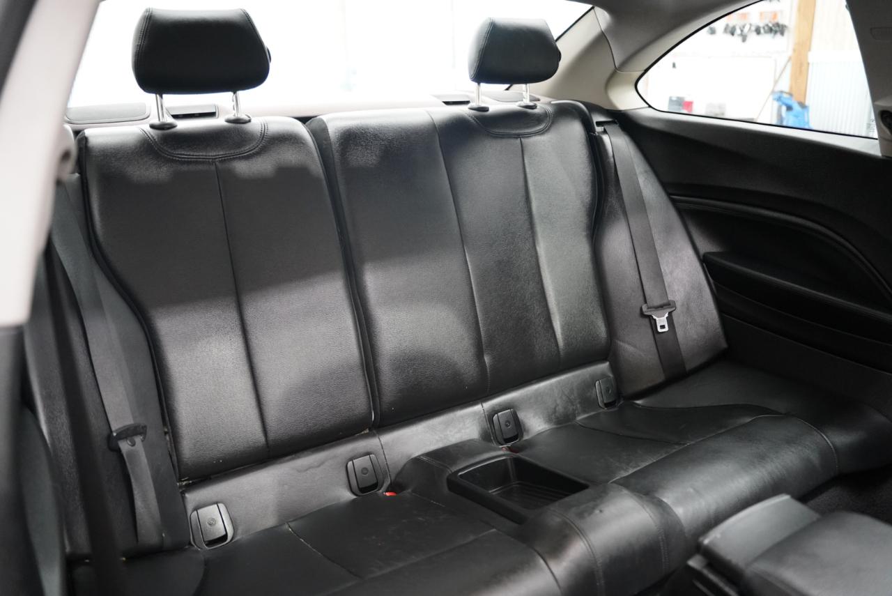 BMW 2 Series photo 34