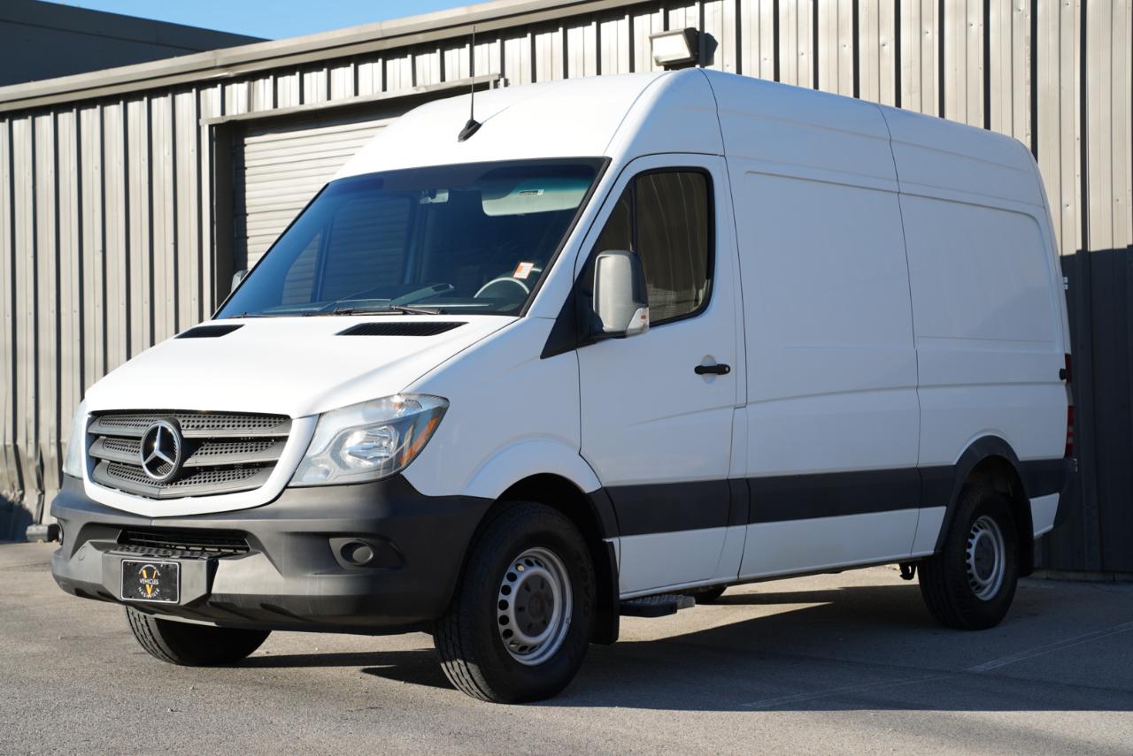 Mercedes-Benz Sprinter Cargo Van 2500 Standard Roof V6 144" RWD 2018