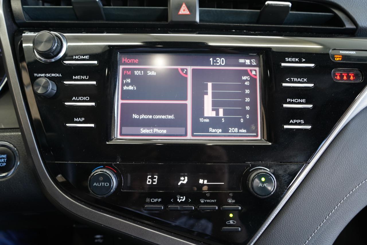 Toyota Camry SE 2019