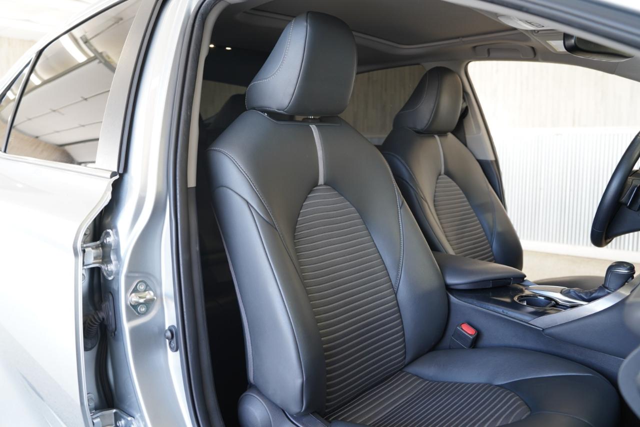 Toyota Camry SE 2019