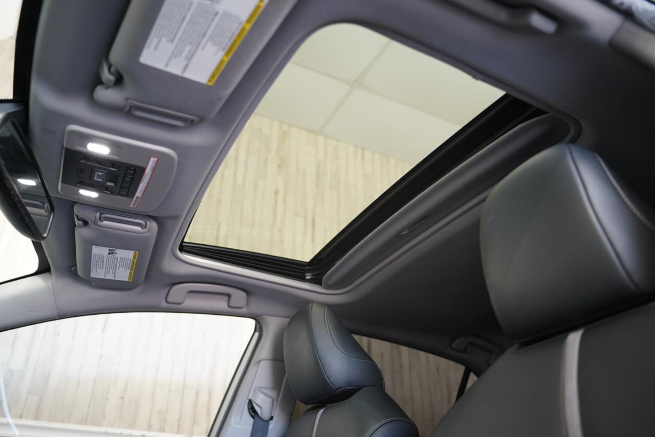 Toyota Camry SE 2019