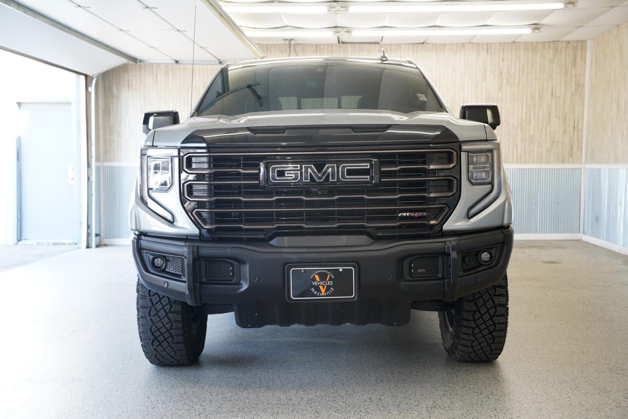 GMC Sierra photo 3
